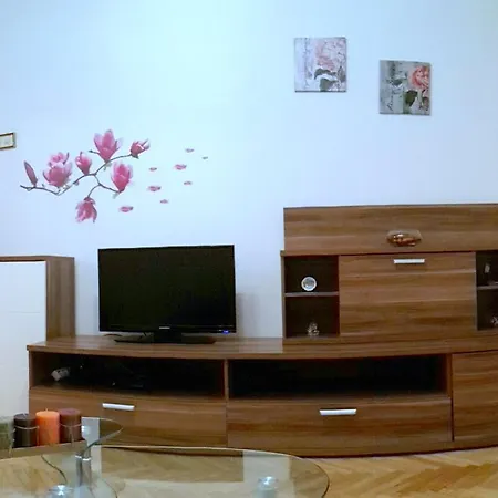 Promenada Apartment